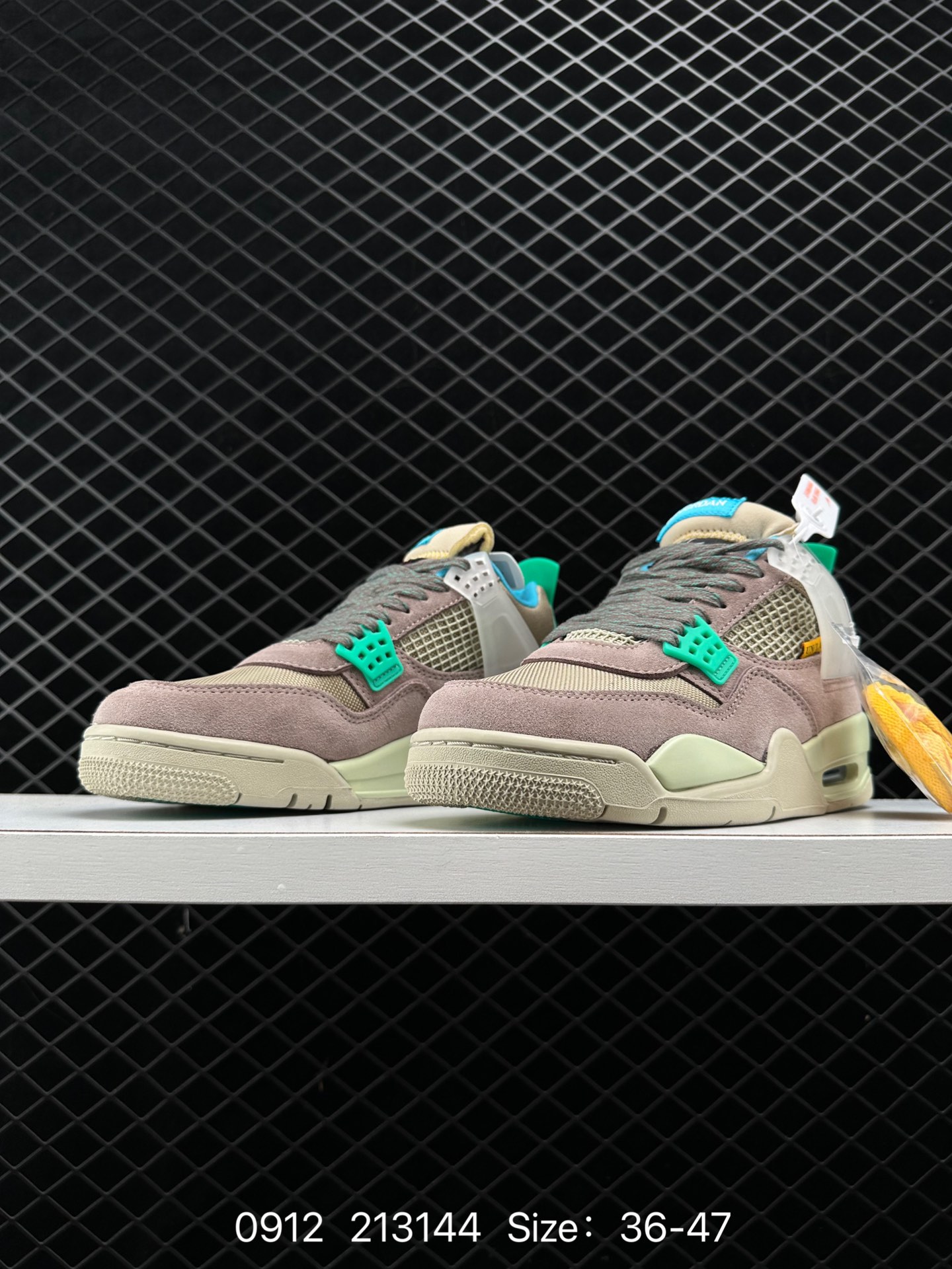 Union LA x  Air Jordan 4 Retro”Taupe Haze“